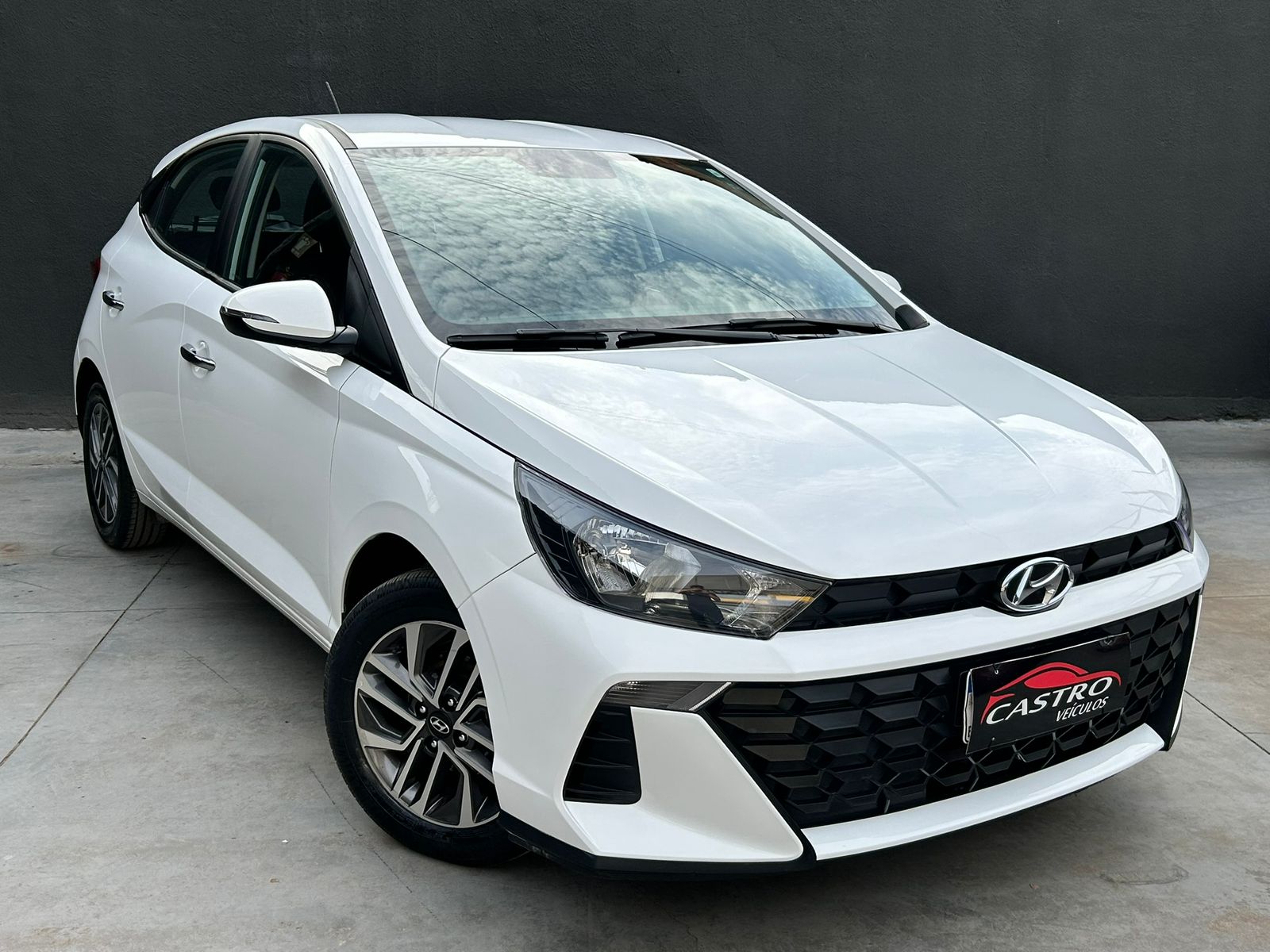 HYUNDAI